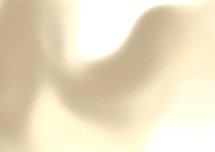 Cream grainy gradient background 3 with hex #dccca8, #f4ecd9