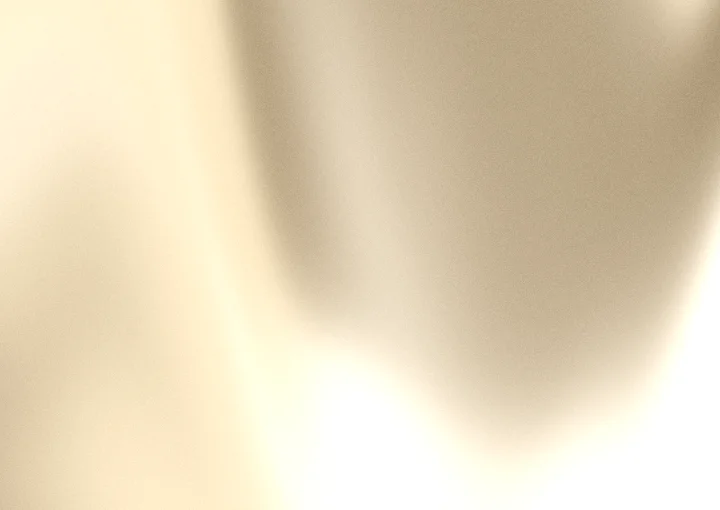 Cream grainy gradient background 4 with hex #d2c09c, #efe4cc