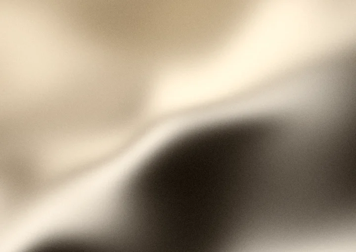 Dark beige grainy gradient background 2 with hex #79644a, #e9dcc5